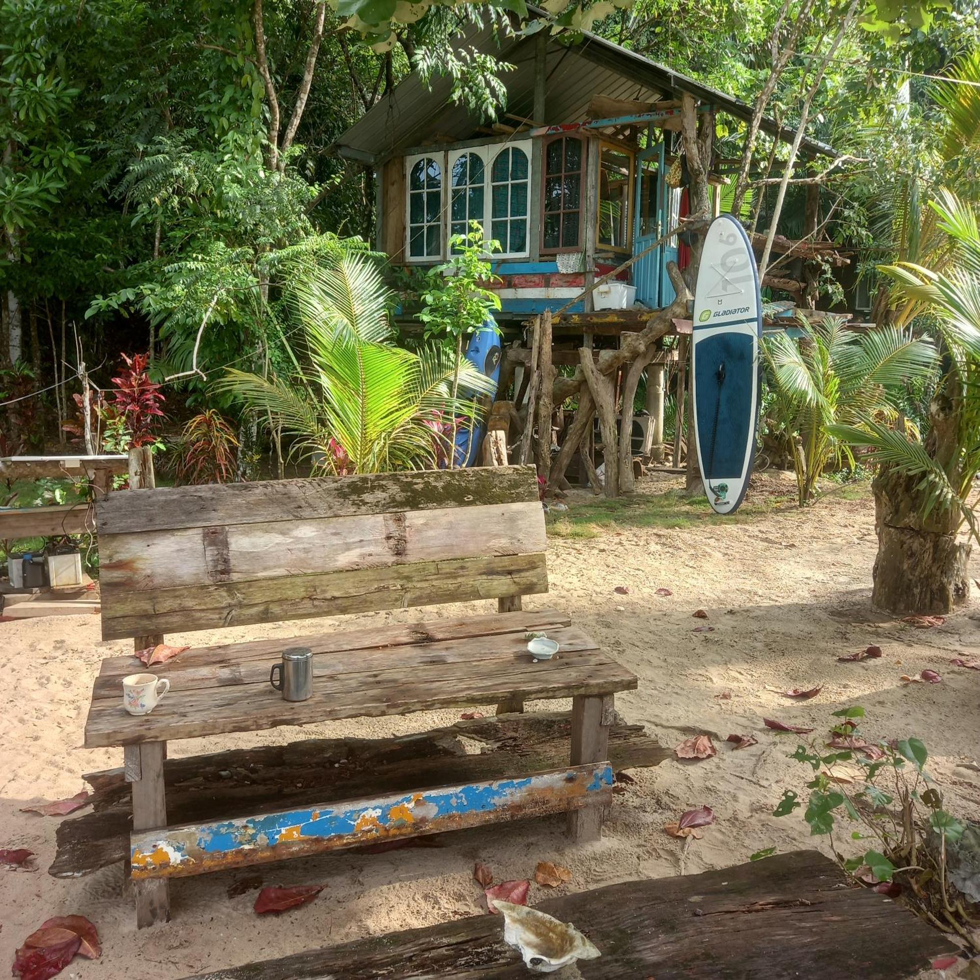 Sumatra Ecolodge Sungaipisang Номер фото